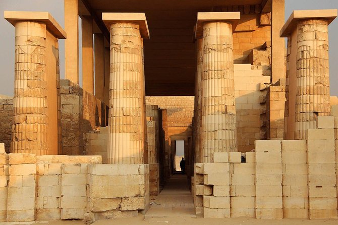 Private Tour: Pyramids of Giza Memphis Saqqara with Lunch - Price and value: is $76.50 per person a fair deal?
