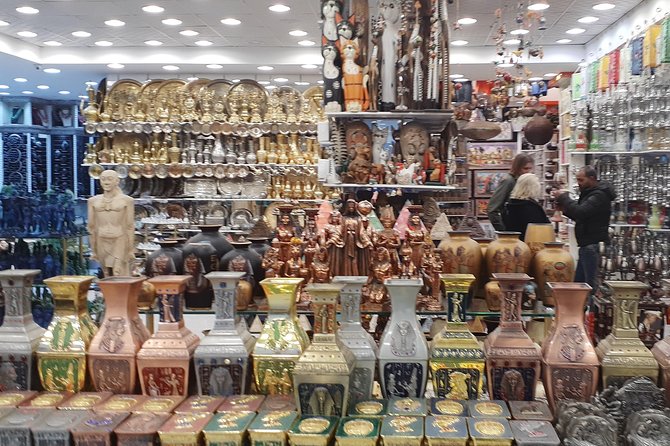 Private Tour: shopping Tour In Hurghada - Stop 1: souvenirs and handicrafts, plus Khan Al Khalili-style goods