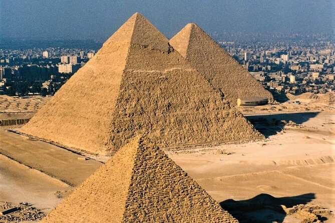 Private Tour to Giza Pyramids,Sphinx,Egyptian Museum&local lunch - Khafre’s Pyramid Stop, Plus the Inside-Ticket Reality