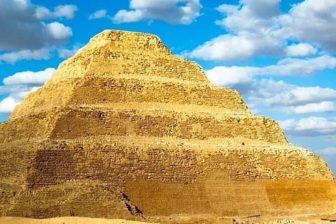 Private Tour to Giza Pyramids Sphinx Memphis and Saqqara - Private guide meets you in Cairo or Giza, then you head out at 8:00am