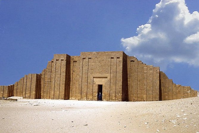 Private Tour to Giza Pyramids, Sphinx, Saqqara Pyramids & Memphis - Price and tickets: what $30 buys, and what you still need to pay
