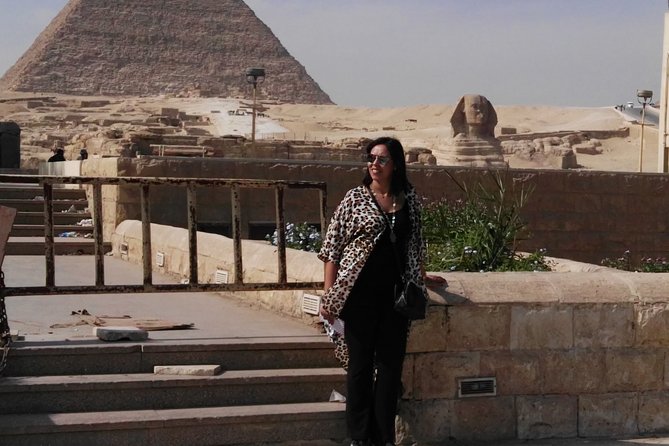 Private Tour to Giza Pyramids, Sphinx with Camel Ride and Lunch - Lunch included: how to make the break actually useful