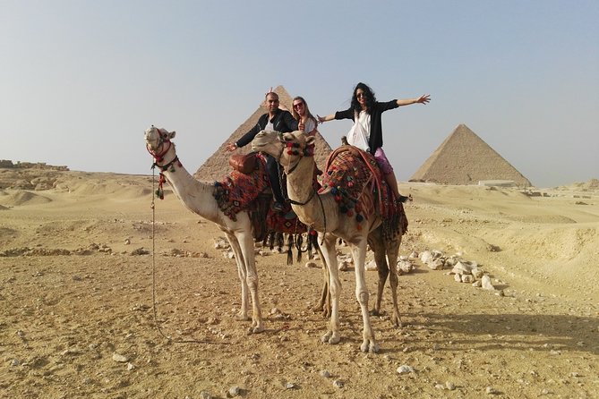 Private Tour to Giza Pyramids, Sphinx with Camel Ride and Lunch - Your day plan at a glance: Khufu, Sphinx, and camel time
