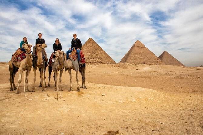 Private Tour to Giza Pyramids with 30 Minutes Camel Ride and Lunch - 30-minute camel ride around the pyramids, and how to make it worth it