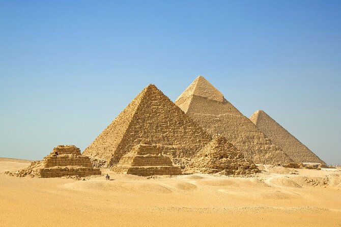 Private Tour to Pyramids, Egyptian Museum & Khan El Khalili - Giza Plateau First: Where The Big Pyramids Actually Feel Big