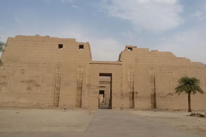 Private Tour to Valley of the Queens, Valley of the Artisans, and Habu Temple - Should You Book This Private Queens, Artisans, and Medinat Habu Tour?