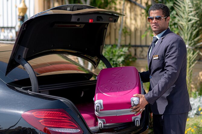 Private Transfer from Hurghada Airport to Hurghada City - The one drawback to watch: one checked bag limit