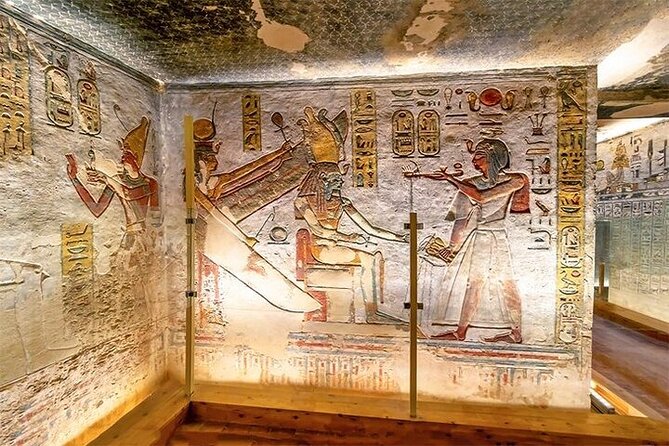 Private VIP Day trip: 5 temples, lunch,felucca and sound and light - Karnak sound and light show at around 6 PM