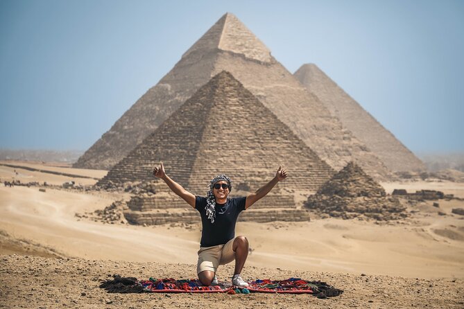 Professional Photo Shoot & Authentic Cairo Walking Tour - What to pack and how to make your photos look good