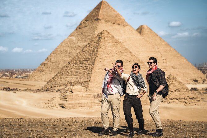 Professional Photo Shoot & Authentic Cairo Walking Tour - Meeting at Bab Al Louq, how the 2 hours is likely to flow