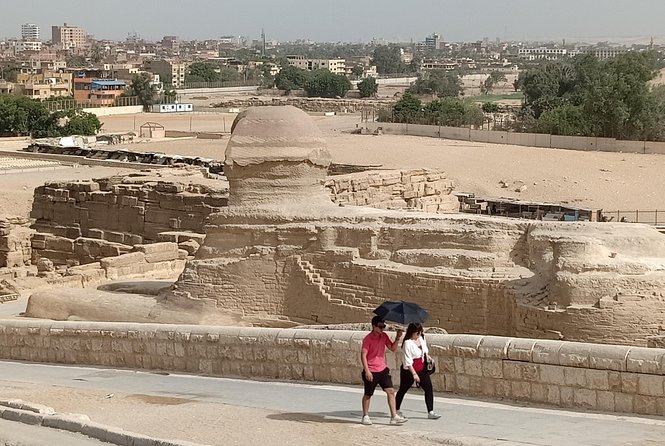 Pyramids camel ride - Climbing Aboard and Enjoying the Ride at a Comfortable Pace
