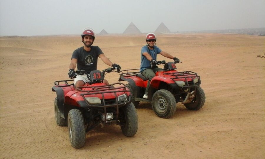 Pyramids of Giza: 1-Hour Quad Bike Desert Safari - Desert views in the city’s shadow: the Cairo side of Giza