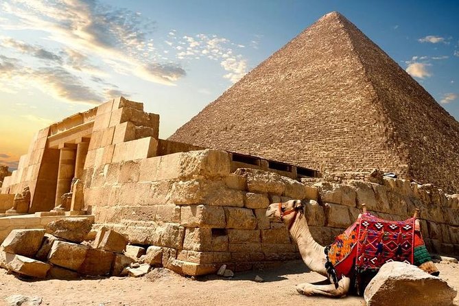 Pyramids of Giza Egyptian Museum Sphinx and Khan El Khalili Bazaar - The big idea: ancient Giza, museum treasures, and Cairo streets
