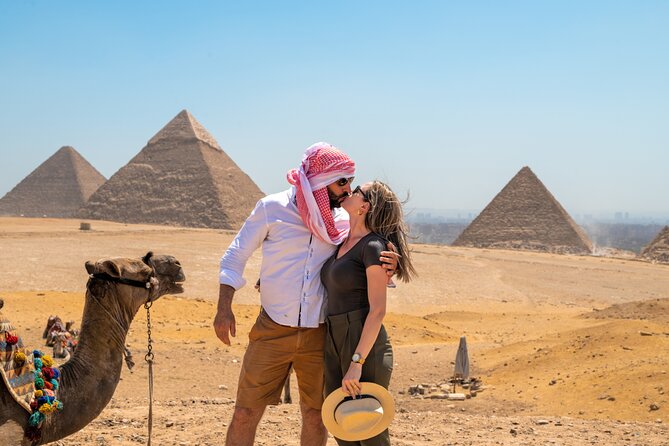 Pyramids of Giza Photoshoot & Tour with Camel, Horse & Shopping - Getting from Cairo to Giza without wasting the day