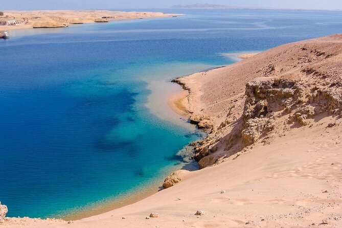 Ras Mohamed and White Island Snorkeling Trip and One Stop Diving-Sharm El Shiekh - Lunch onboard and the small comforts that matter