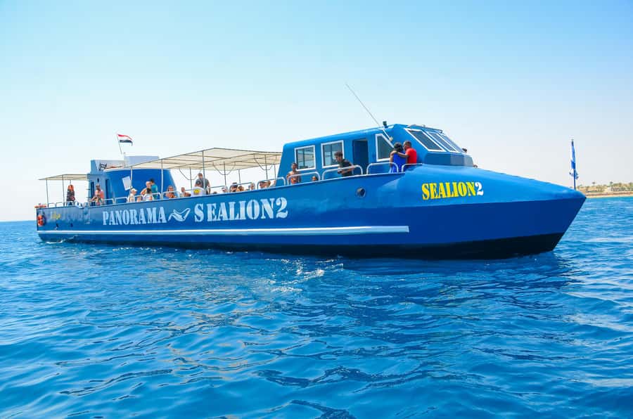 Safaga/Makadi Bay: Panorama Submarine with Snorkeling Tour - Pickup, coach ride, and the trip to the marina