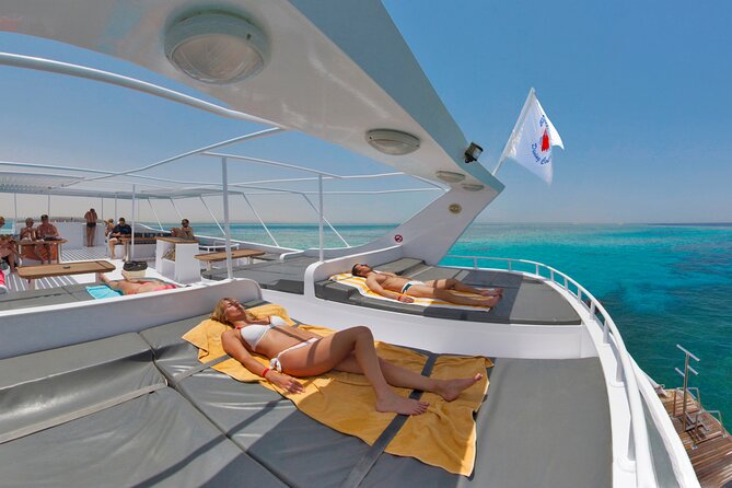 Safe Try dive-Personal instructor, 1:1 experience, Top boat - Pickup Timing in Hurghada, and How the Day Gets Moving