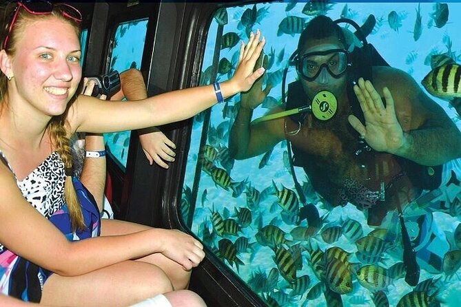 Sea Scope Cruise with Snorkeling Adventure in Hurghada - The snorkeling stop near the reef: what to expect and how to do it well
