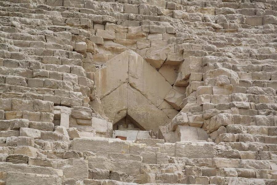 Sharm El-Sheikh: Full-Day Tour of Cairo and Pyramids by Bus - Egyptian Museum in Tahrir Square: how to make limited time count