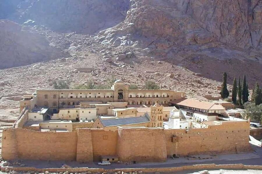 Sharm El Sheikh: Mount Sinai & St. Catherine Monastery Tour - Should you book this tour from Sharm El Sheikh?