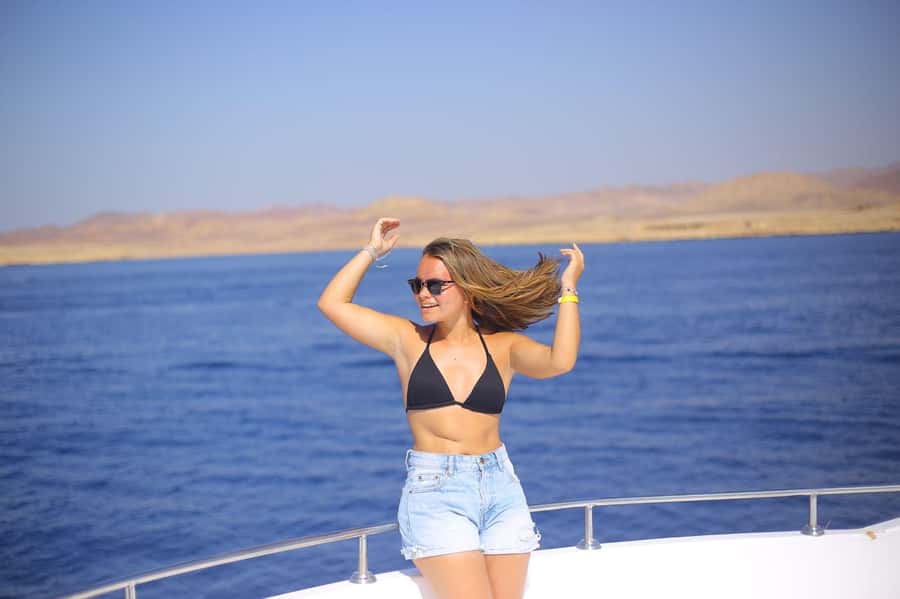 Sharm El Sheikh: Ras Mohamed Cruise with Snorkeling & Lunch - Guides and service: the human part that makes the day feel safe