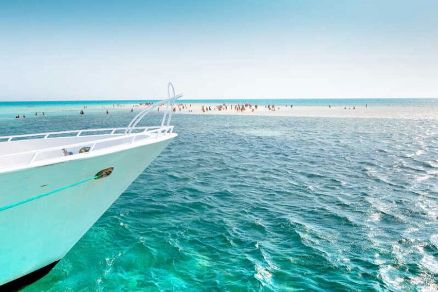 Sharm El-Sheikh: Ras Mohamed & White Island Snorkeling Trip - The boat day: what you get on board and how to use it