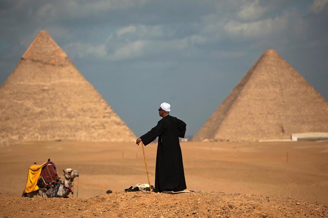 Sightseeing Day Tour to Pyramids, Egyptian Museum and Bazaar from Giza or Cairo - Guides and drivers: the service quality is the secret ingredient