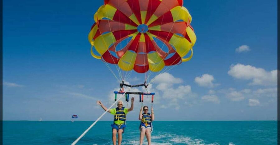 Speedboat,Parasailing, Snorkeling & Piece Of Paradise Island - Speedboat cruise across the Red Sea: fast, fun, and a little bumpy