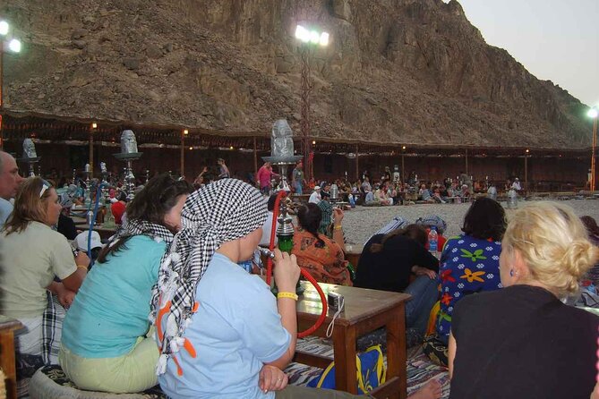 Stargazing in Hurghada Desert with Bedouin Dinner - Bedouin BBQ Dinner and Candlelight Night Atmosphere