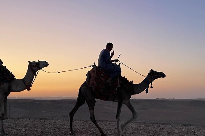 sunset at Giza pyramids by camels - Photo time at sunset: how to get the shots you actually want