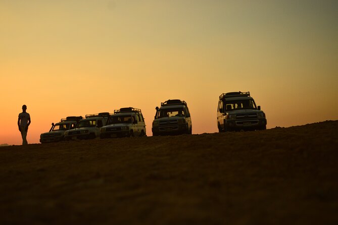 Sunset Safari trip by Jeep - Riding back through the desert to the camp dinner