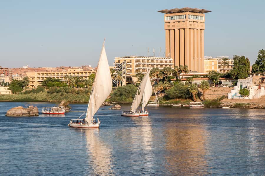The Nile: Felucca Ride with Meal and Transfers - A Traditional Felucca Ride, Built for an Easy Cairo Day