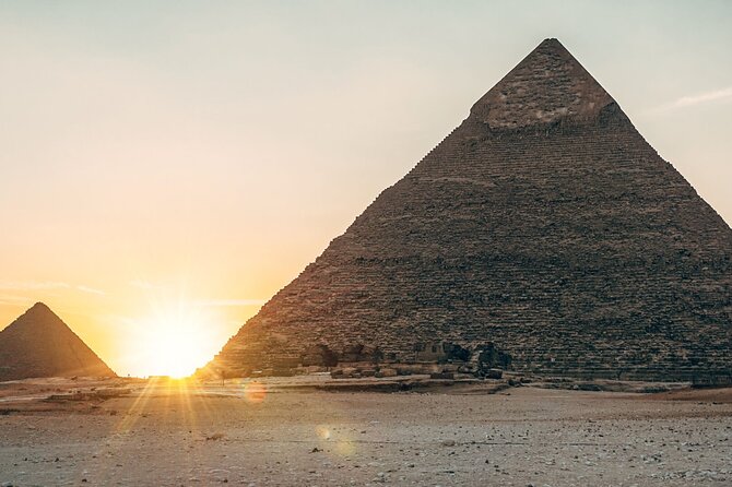 TOP Private ALL INCLUSIVE Pyramids,New Grand museum, Lunch,camel - Lunch at a Local Restaurant: What You Should Expect
