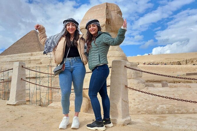 Tour Giza pyramids,Sphinx,Sakkara Pyramid,Memphis& Pyramid Inside - Giza Plateau: the classic start, plus panoramic viewpoint time