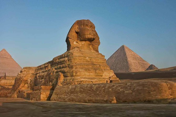 Tour to Cairo and the Pyramids from Hurghada by Private Vehicle - Air-conditioned private transport over 450 km, and why it feels calmer than flying