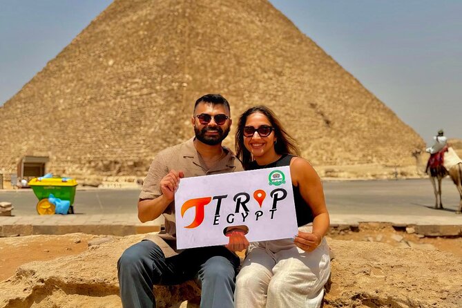 Tour to the Great Pyramids City, Panoramic View, Sphinx and Camel - Guides, drivers, and the human touch at Giza