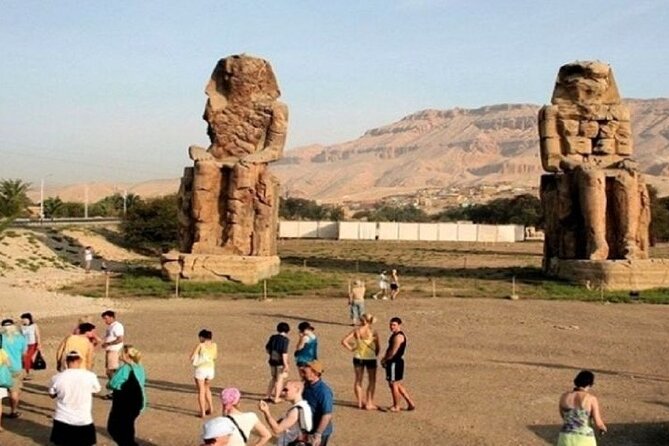 Valley of the Kings and Queens Guided Tour from Luxor with Lunch - Lunch in Luxor: fuel up without losing the tour rhythm