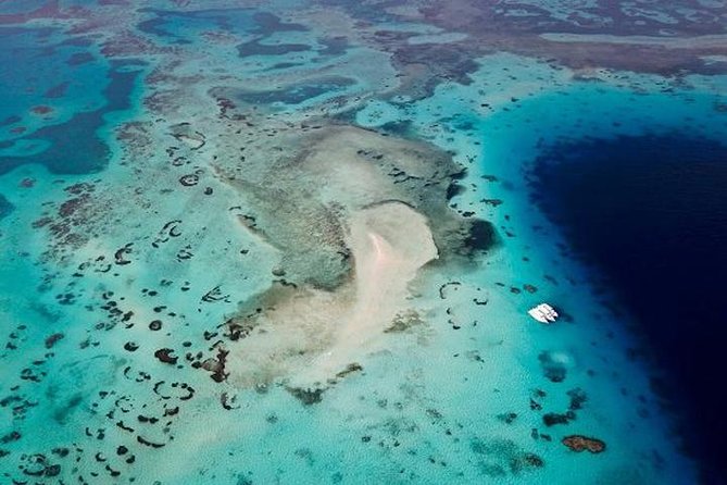 White Island & Ras Mohamed National Park Snorkeling Boat Trip - Entering Ras Mohammed National Park by boat