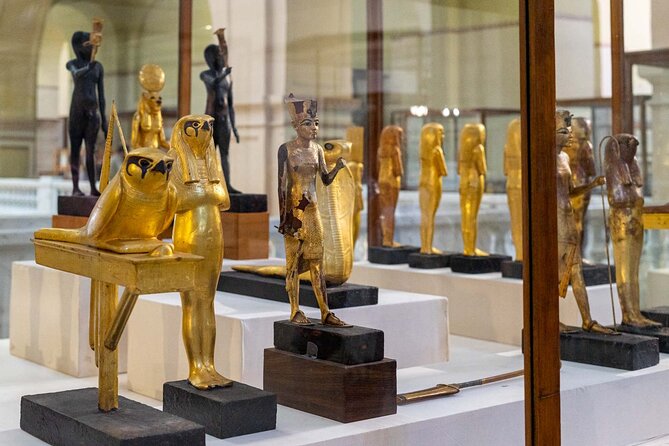 Wonderful Full Day Egyptian Museum and Great Pyramid - Giza Pyramids first: Cheops, Chephren, and the Sphinx setting