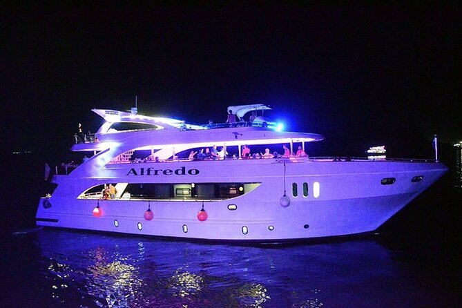 Yacht Cruise with Dinner & Oriental Show - Who this suits best, and who should skip it